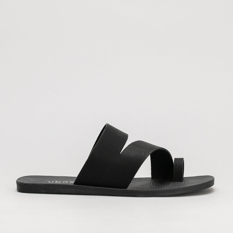 Toe Loop Sandal _ 160318